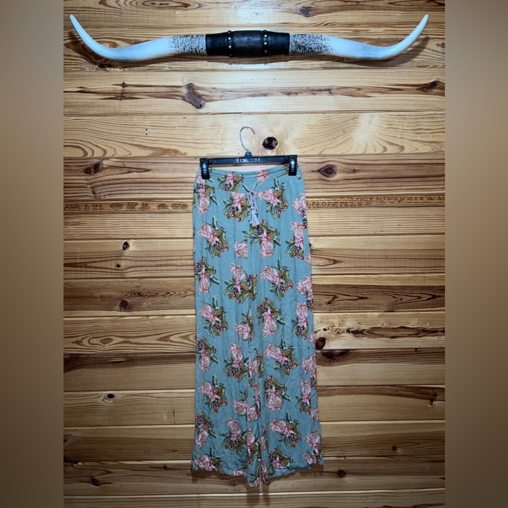 Mudd Floral Flare Bottom Pants S
